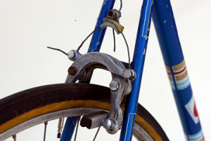 Использование тормоза инструментального вала на велосипеде